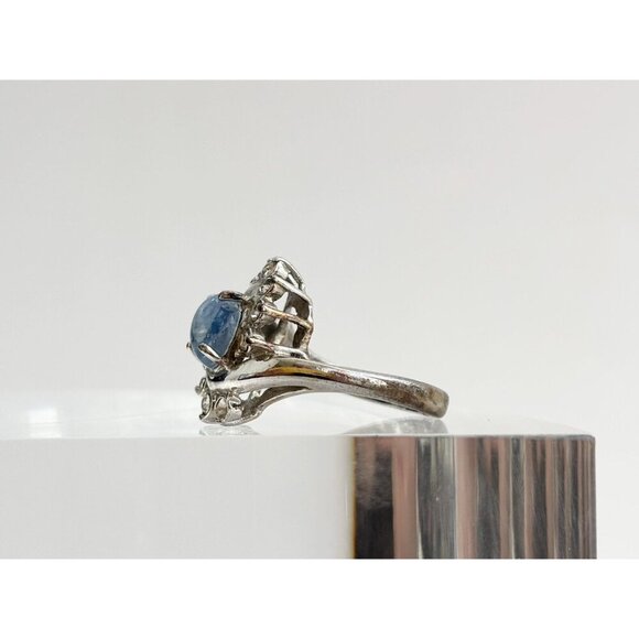 Silver Toned Blue Gemstone & Clear Gemstone Framed Vintage Vintage Ring - sz 6 - Picture 5 of 10
